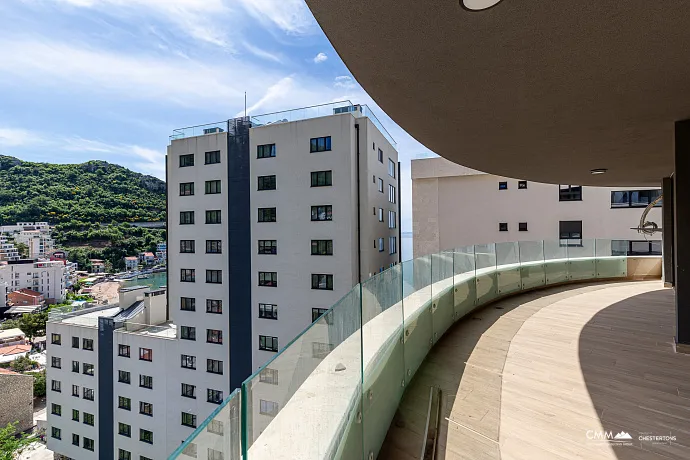 Apartment in Rafailovići mit einer Gesamtfläche von 127 m² plus einer Terrasse von 13 m²